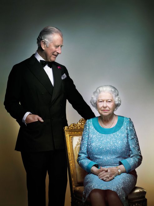 Il principe Carlo è designato per succedere alla madre Elisabetta